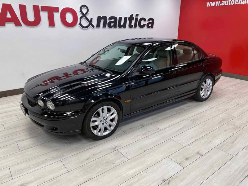 Jaguar X-Type