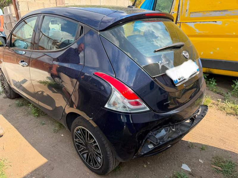 Lancia Ypsilon