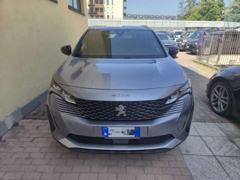 Peugeot 5008