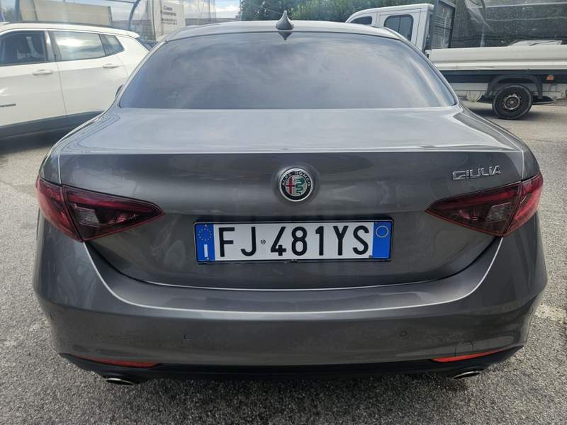 Alfa Romeo Giulia