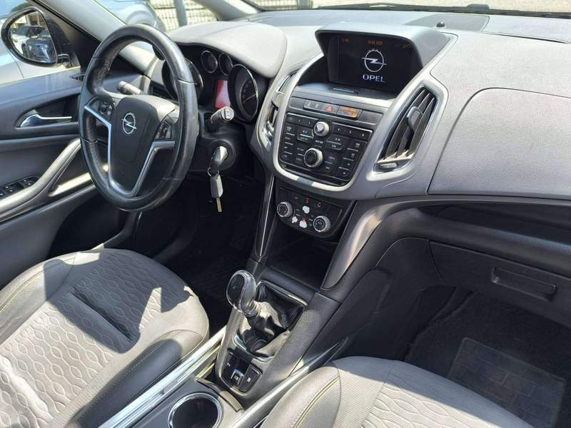 Opel Zafira