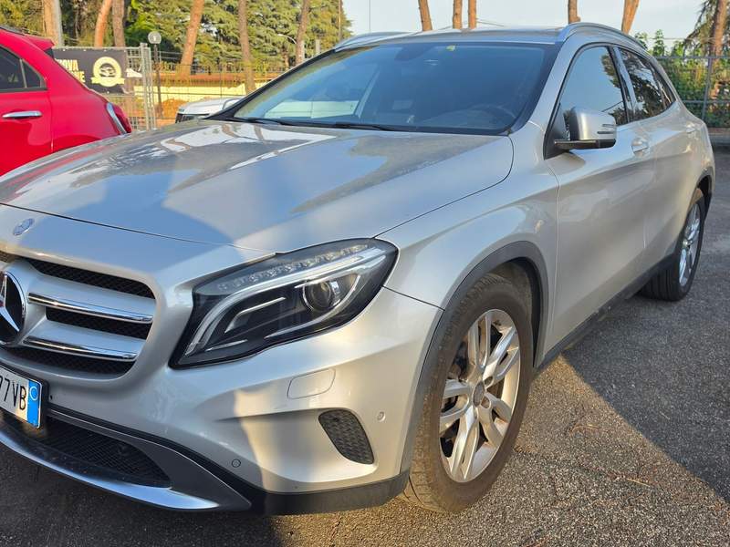 Mercedes-Benz GLA