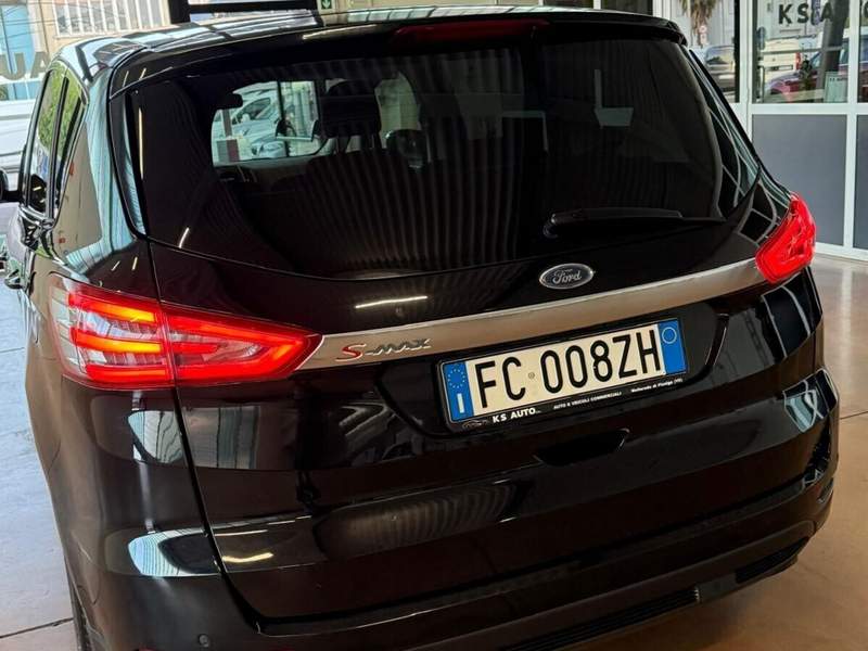 Ford S-Max
