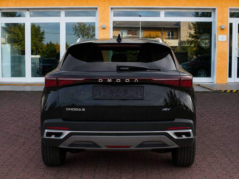 Omoda 5