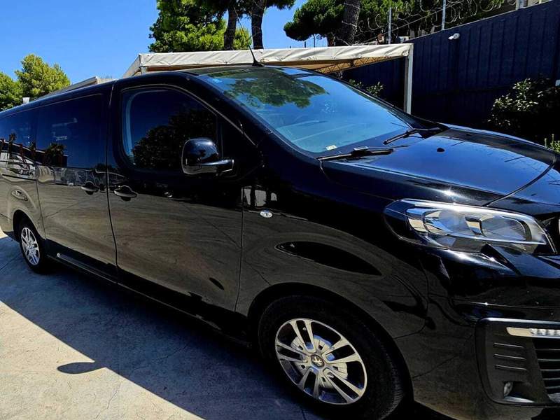 Peugeot Traveller