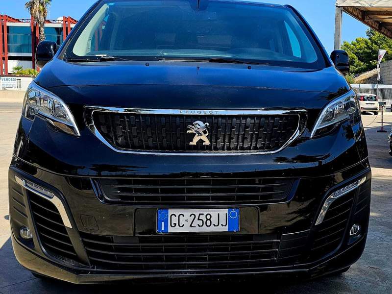 Peugeot Traveller