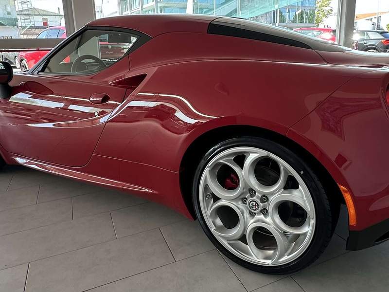 Alfa Romeo 4C