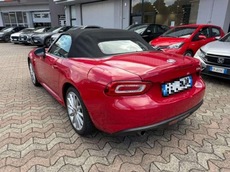 Fiat 124 spider