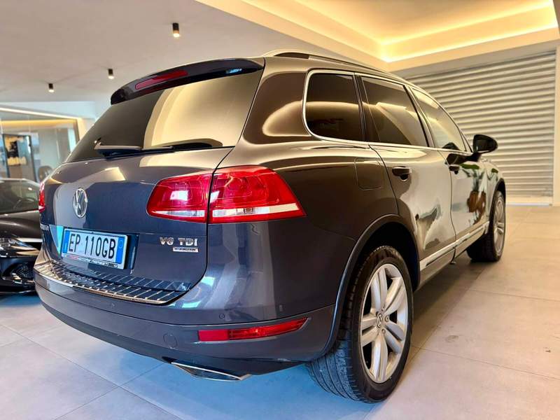 Volkswagen Touareg