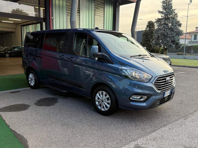 Ford Tourneo Custom