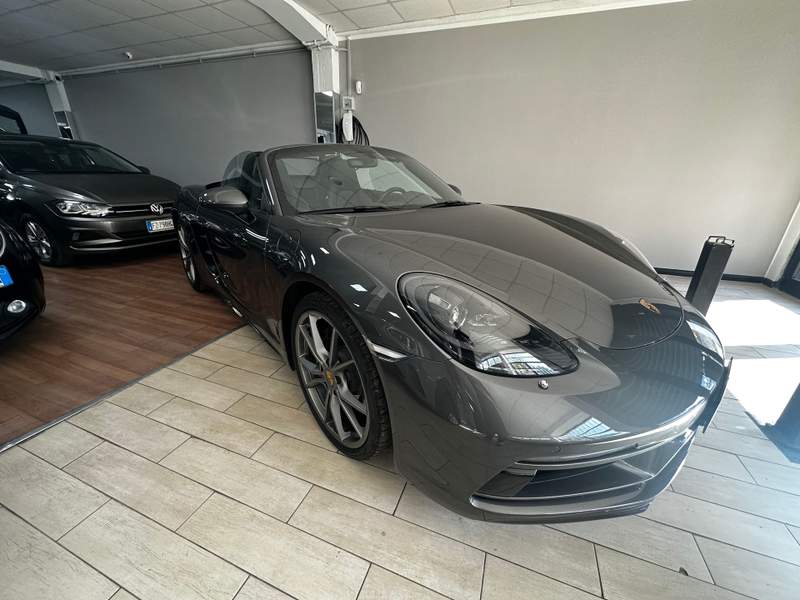 Porsche 718