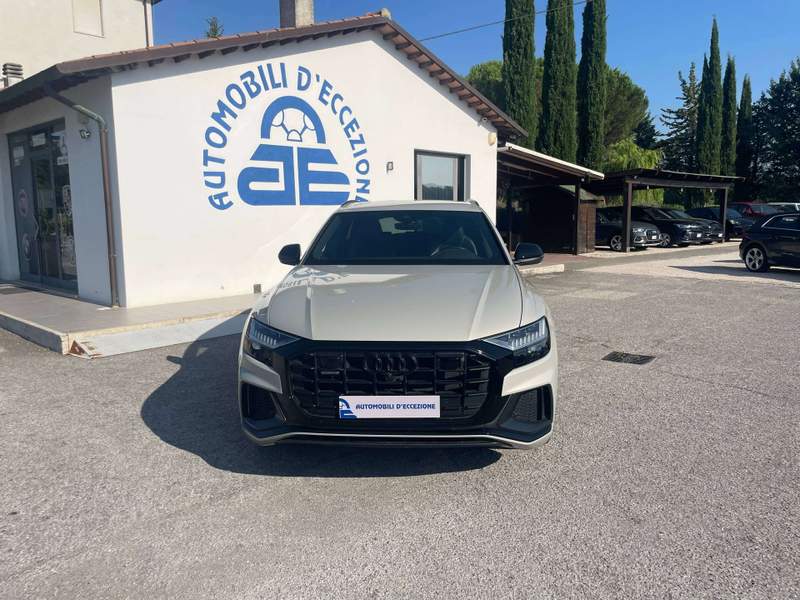 Audi Q8