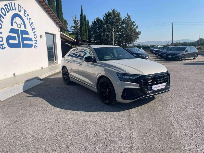 Audi Q8