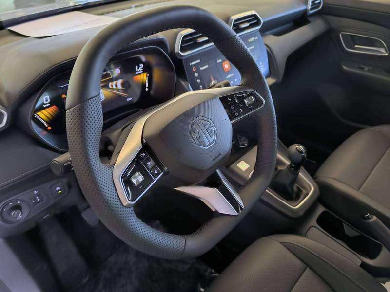 MG ZS