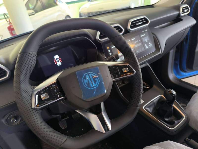 MG ZS