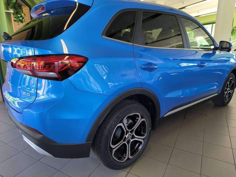 MG ZS