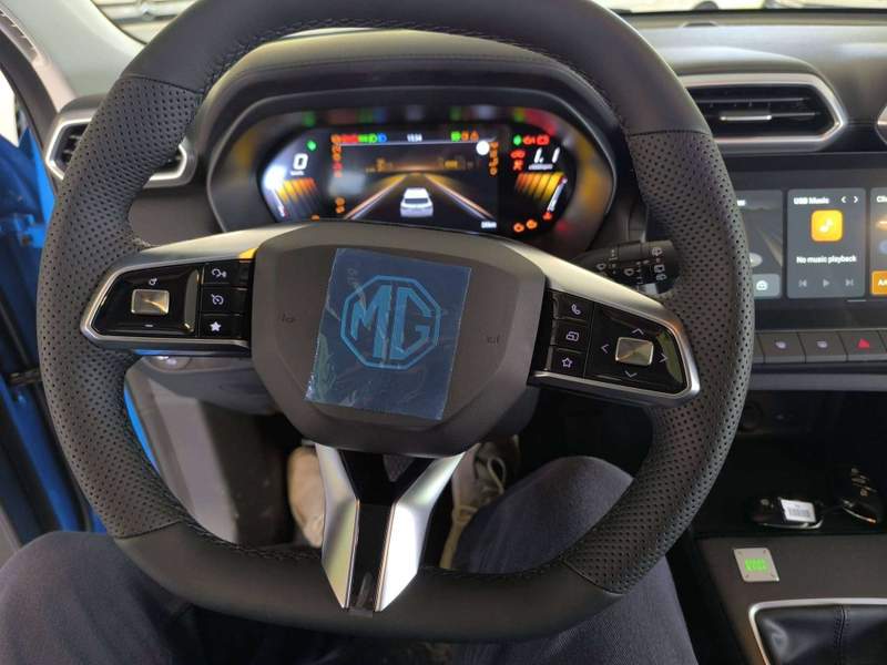 MG ZS