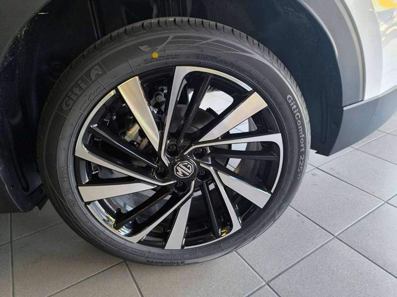 MG ZS