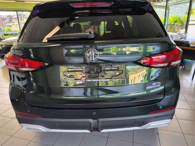 MG ZS