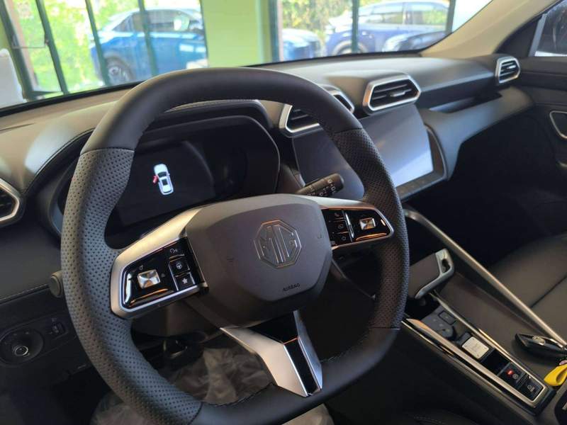 MG ZS