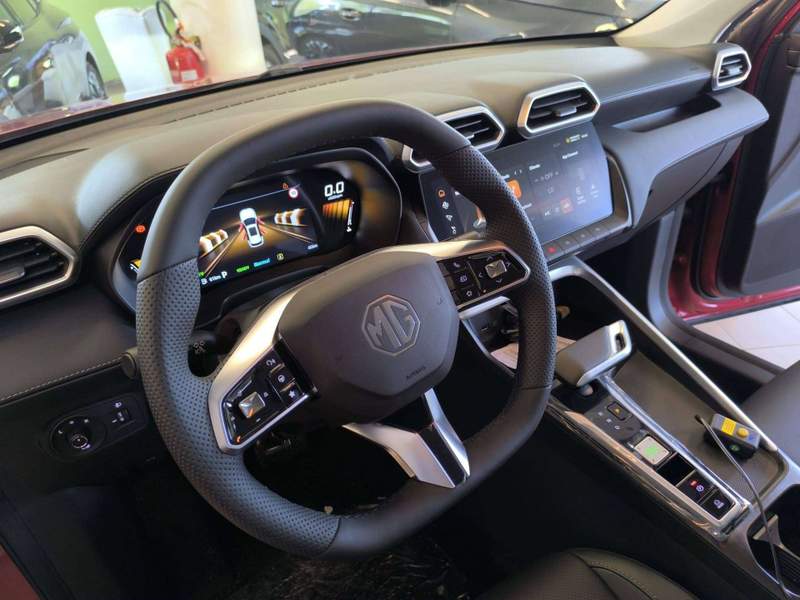 MG ZS