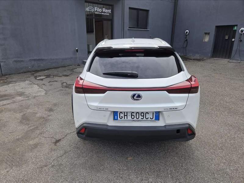 Lexus UX