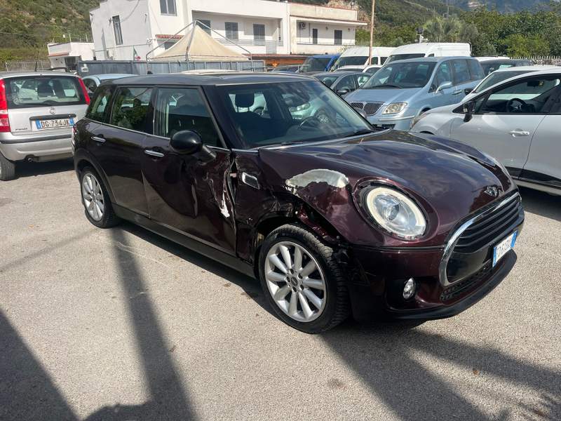 MINI Clubman