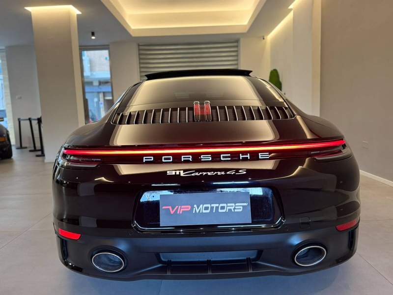 Porsche 911 (992)