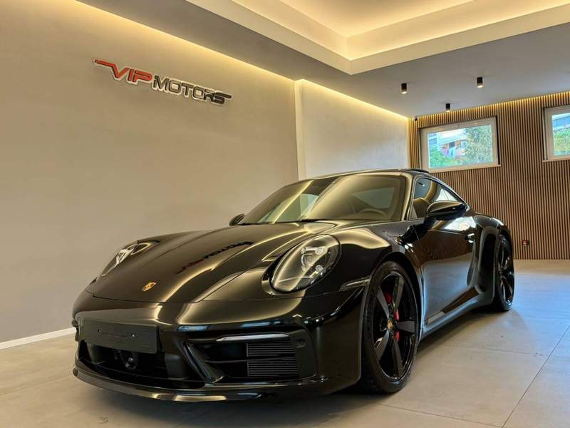 Porsche 911 (992)