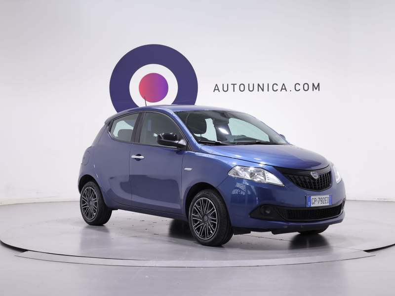 Lancia Ypsilon