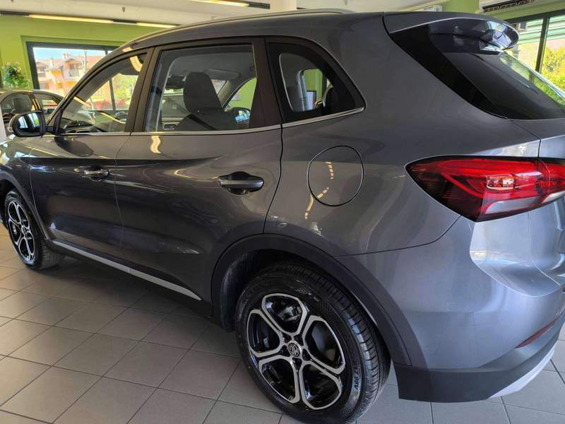 MG ZS