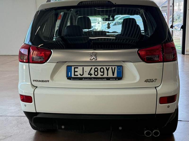 Peugeot 4007