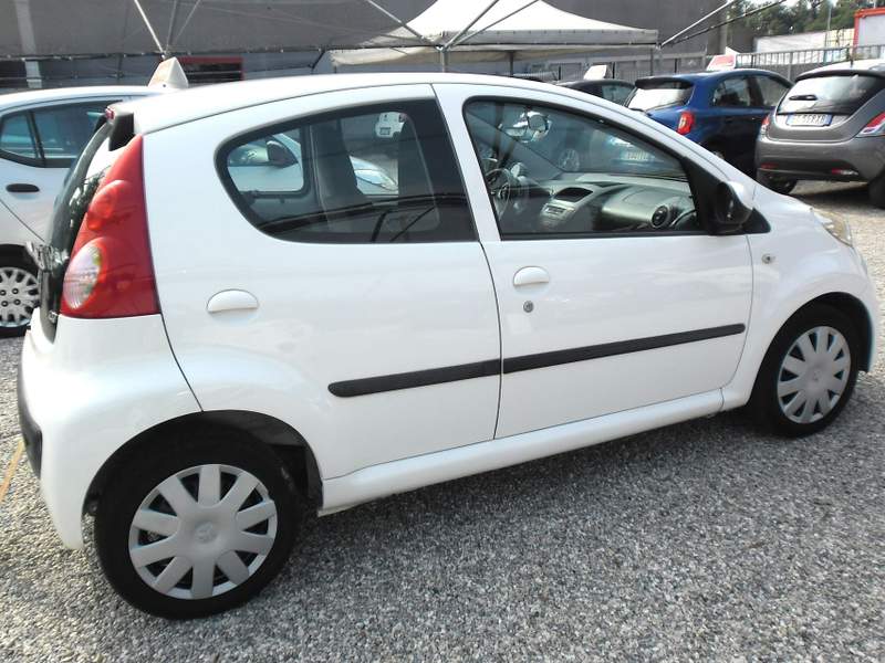 Peugeot 107