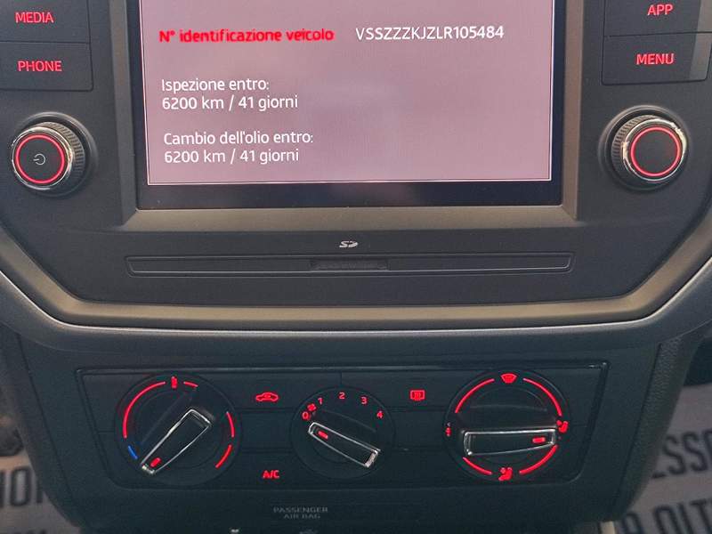 Seat Arona