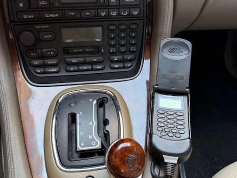 Jaguar XJ