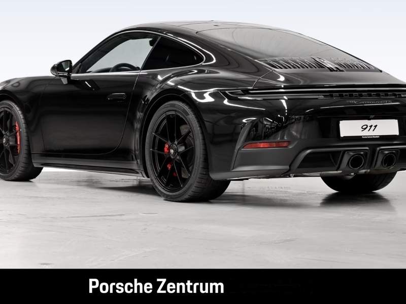 Porsche 911 (992)
