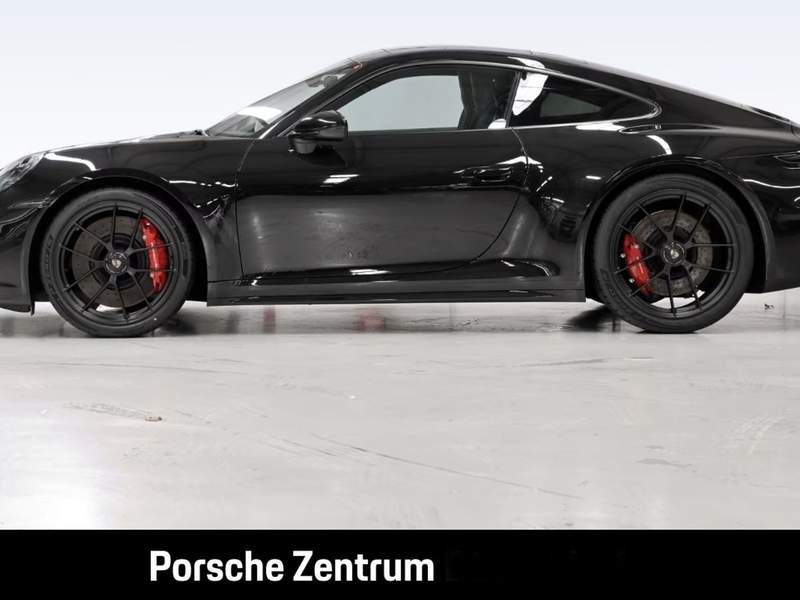 Porsche 911 (992)