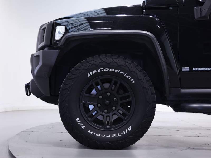 Hummer H3