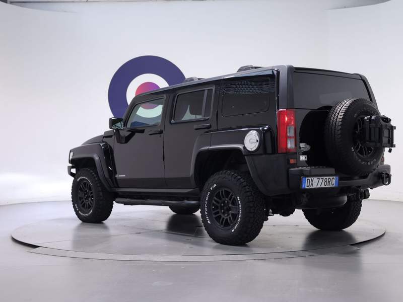 Hummer H3