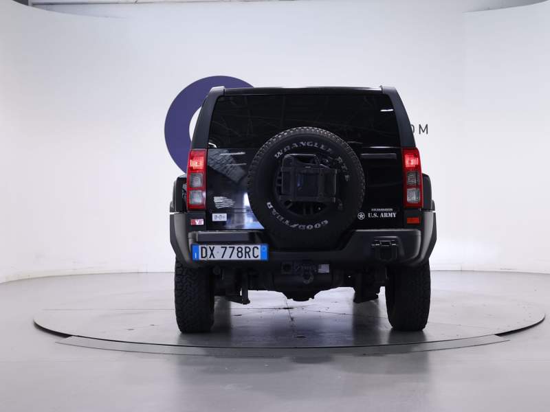 Hummer H3