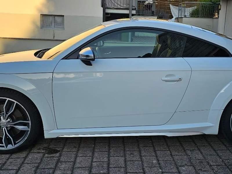 Audi TTS