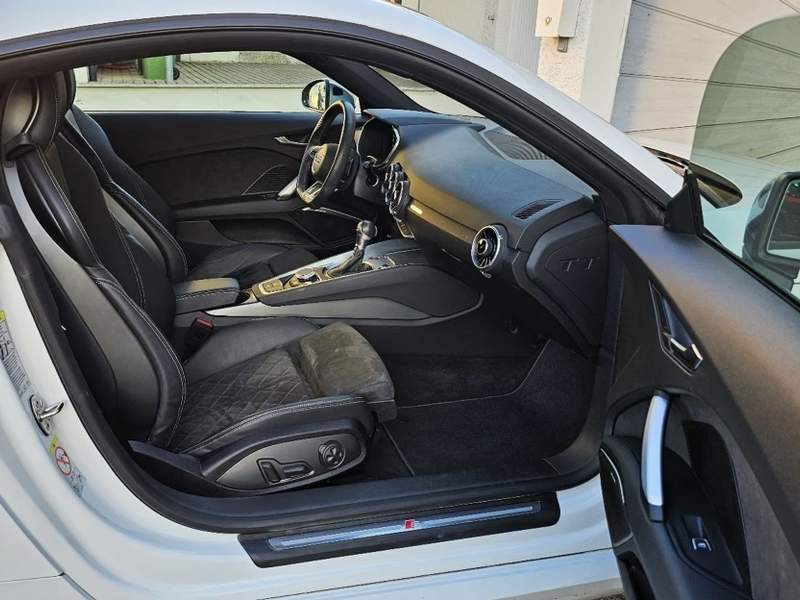 Audi TTS