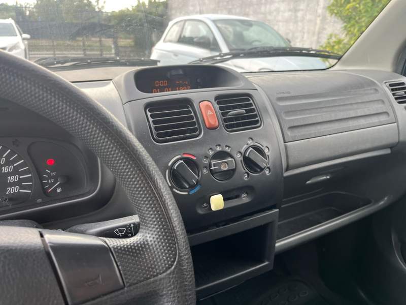 Opel Agila
