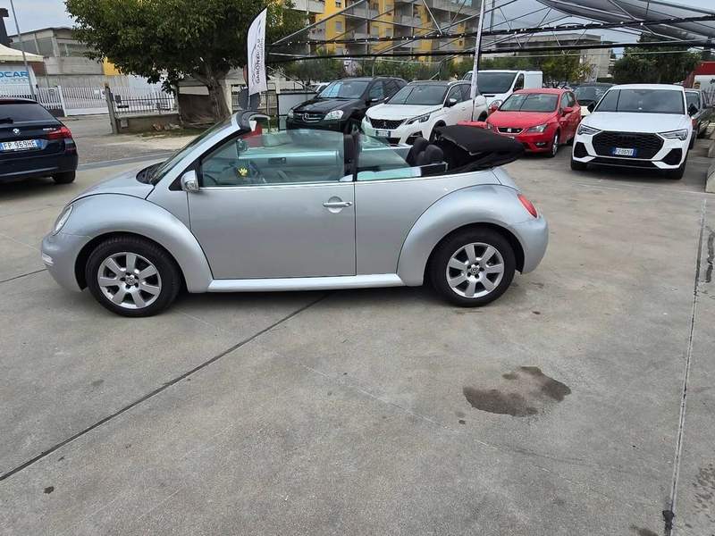 Volkswagen New Beetle
