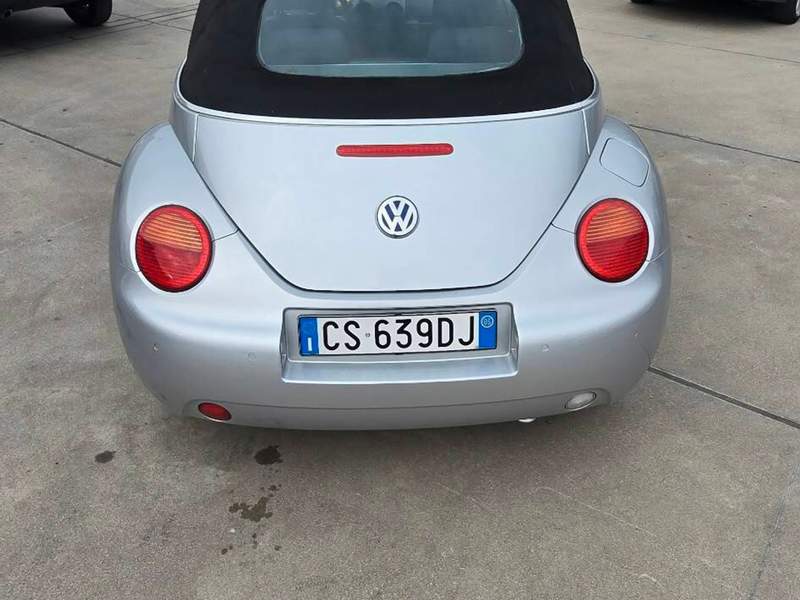 Volkswagen New Beetle