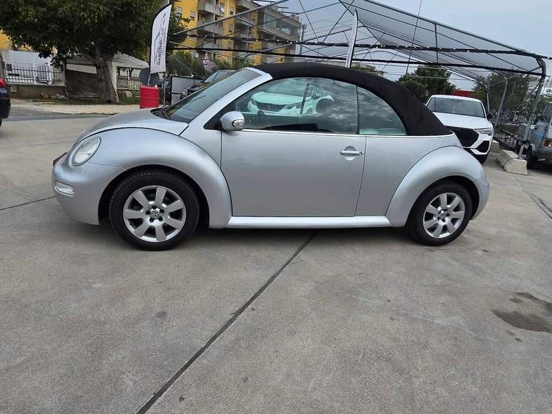 Volkswagen New Beetle