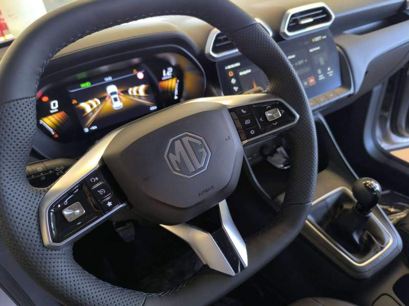 MG ZS