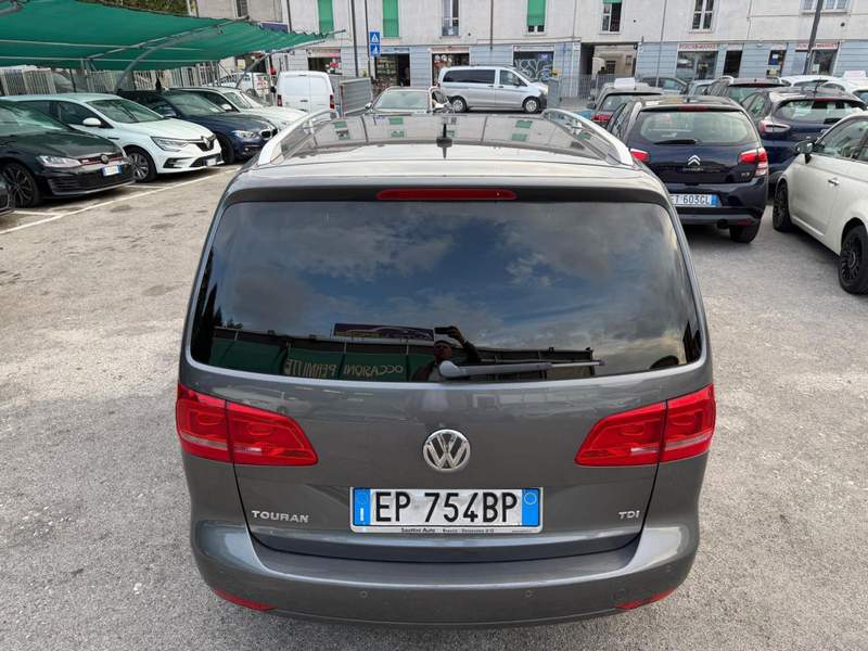 Volkswagen Touran