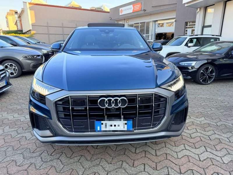 Audi Q8
