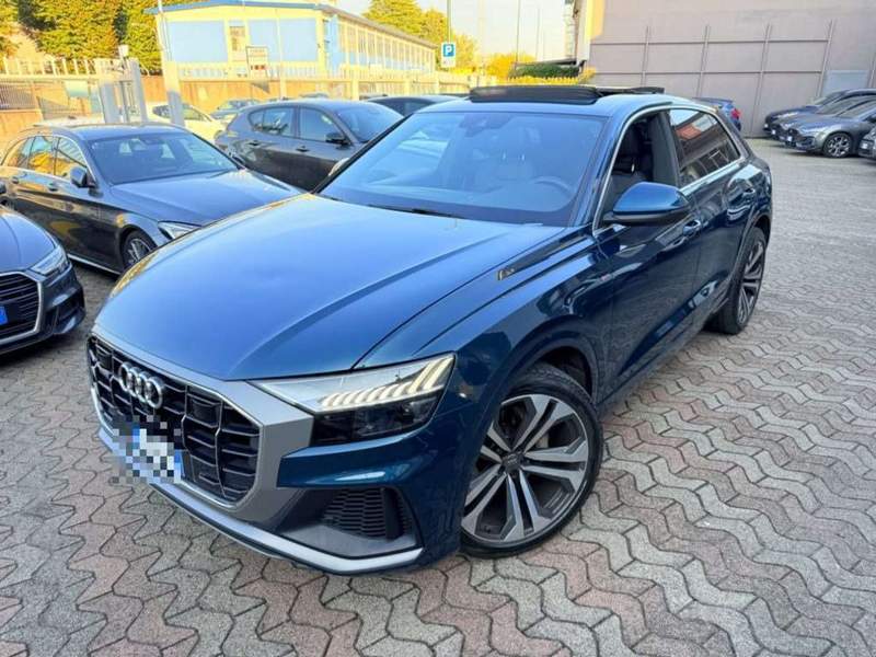 Audi Q8